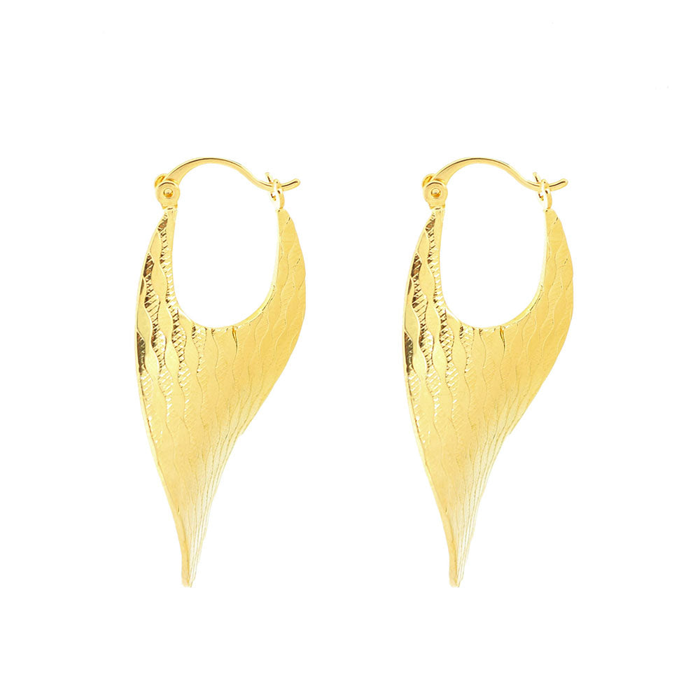 RMZ GOLD NYC 18K Gold Flat Wavy Patterned Hoop Earrings