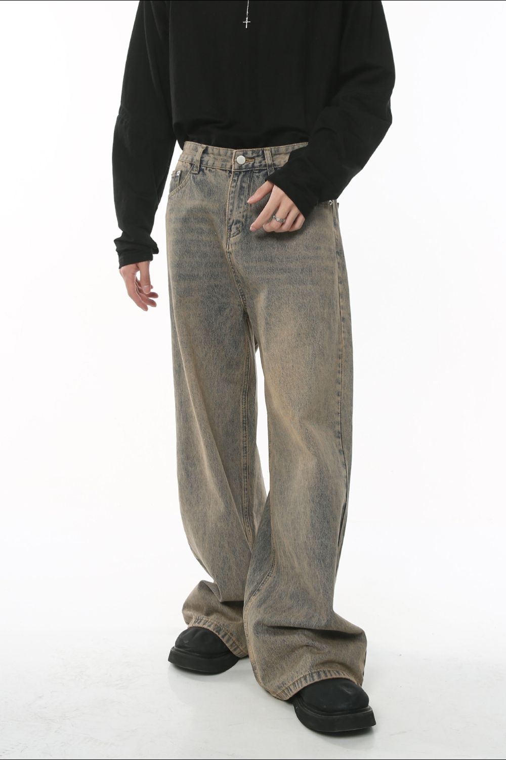 Wide Leg Jeans with Pockets